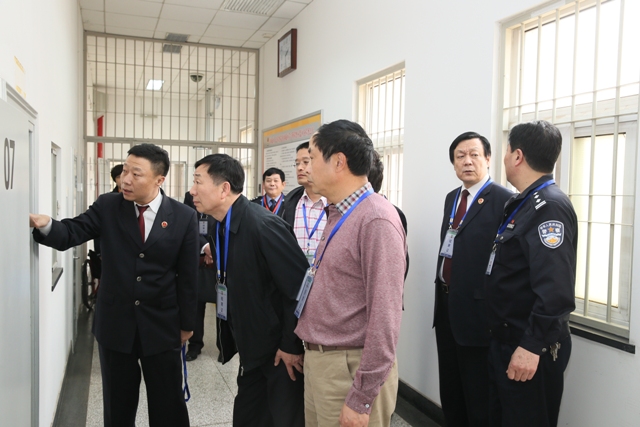 西城区检察院组织特约监督员参观区看守所、驻